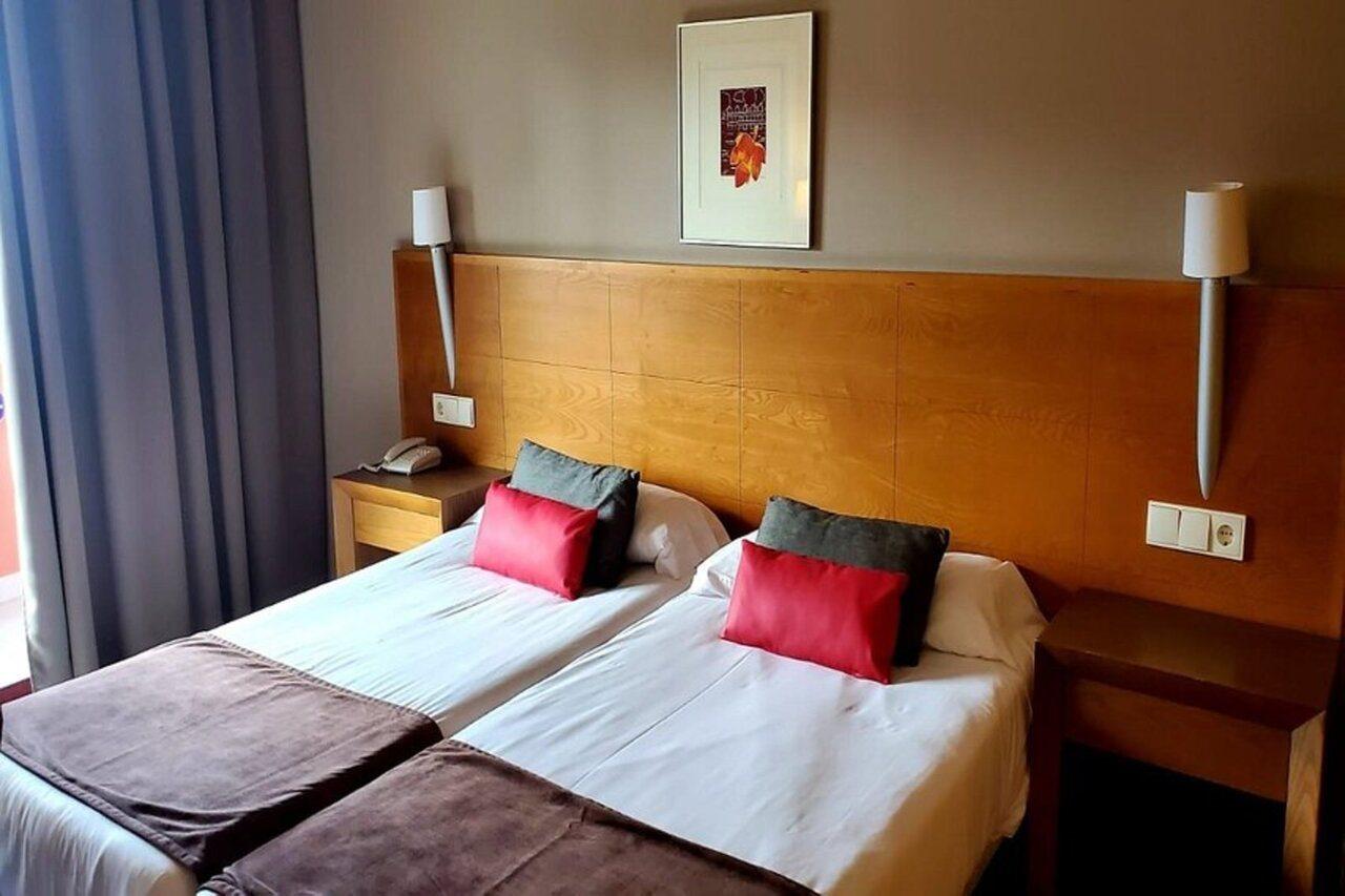 Ohtels Campo De Gibraltar Otel La Línea de la Concepción Dış mekan fotoğraf