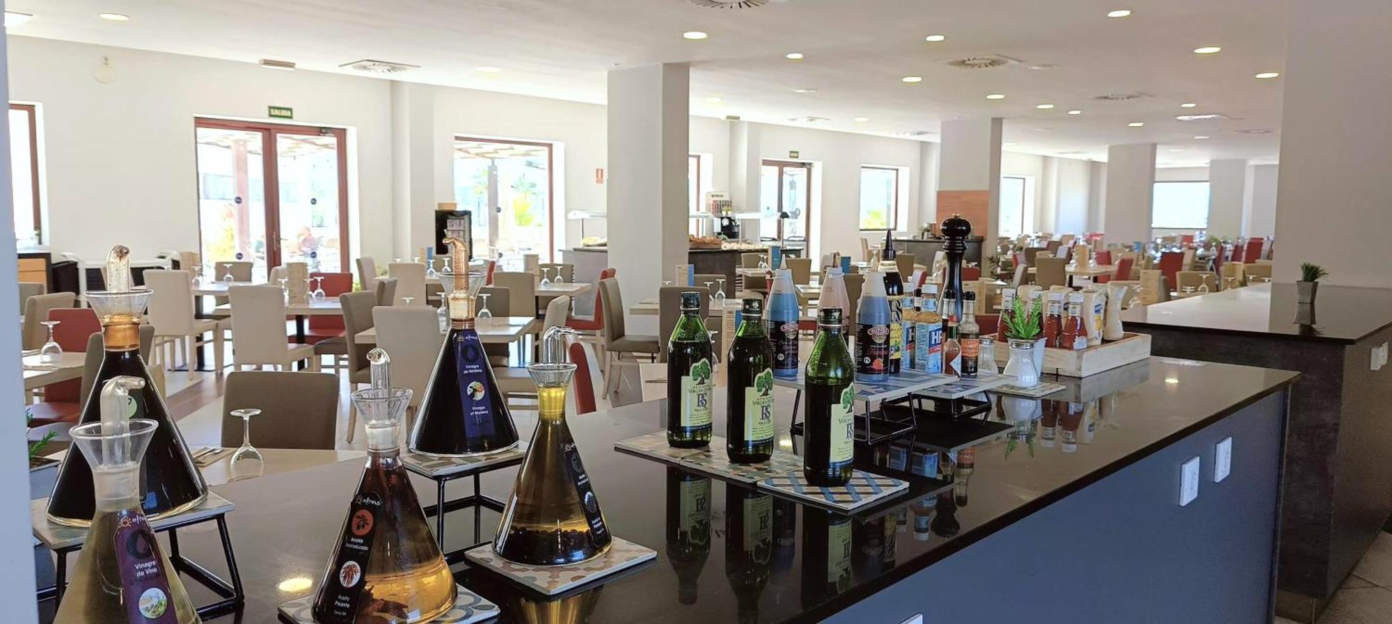 Ohtels Campo De Gibraltar Otel La Línea de la Concepción Dış mekan fotoğraf