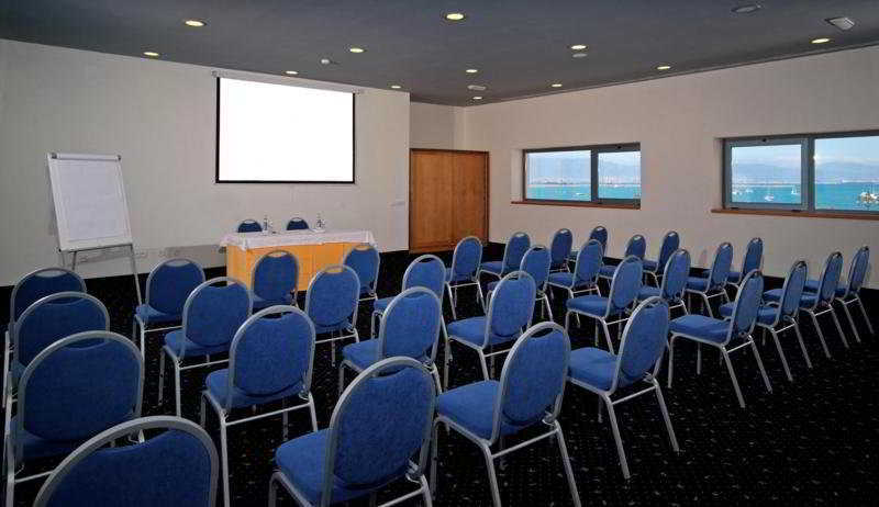 Ohtels Campo De Gibraltar Otel La Línea de la Concepción İş olanakları fotoğraf